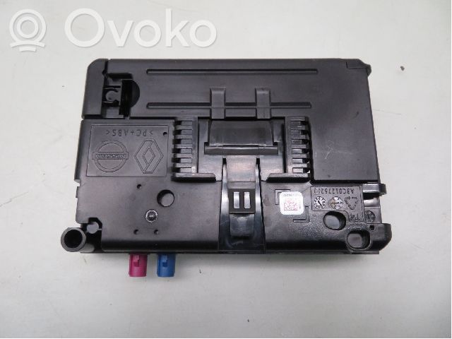 Inne komputery / moduły / sterowniki   282775SN2B,282755SN7E,282755SN7E,282755SN7E,282775SN2B