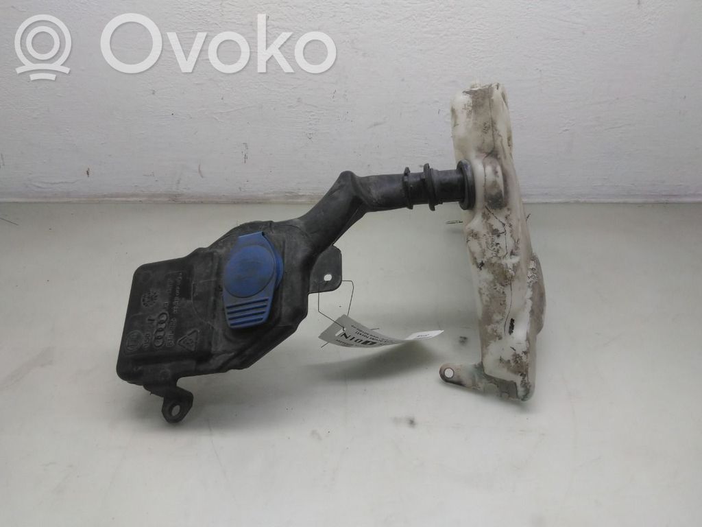 Audi A4 S4 B8 8K Zbiornik płynu do spryskiwaczy szyby przedniej / czołowej 