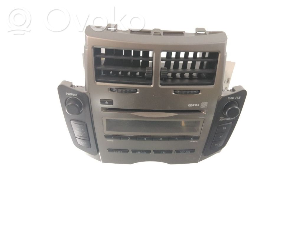 Panel / Radioodtwarzacz CD/DVD/GPS   861200D500,SH200129,SH200129,861200D500,SH200129