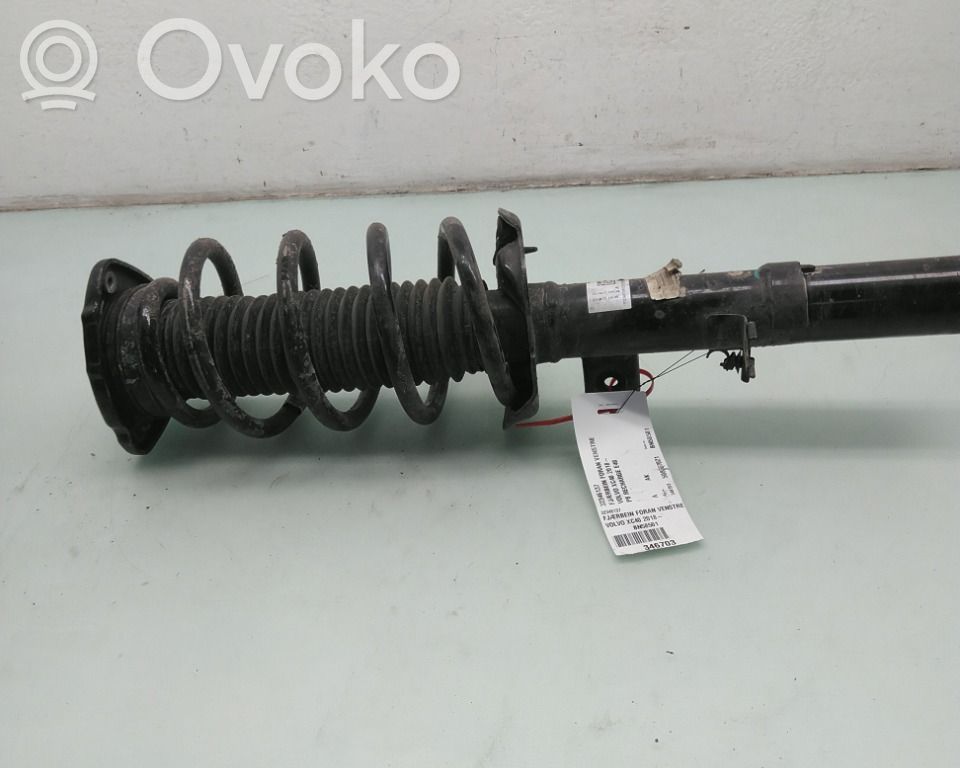 Volvo XC40 Ammortizzatore anteriore con molla elicoidale 