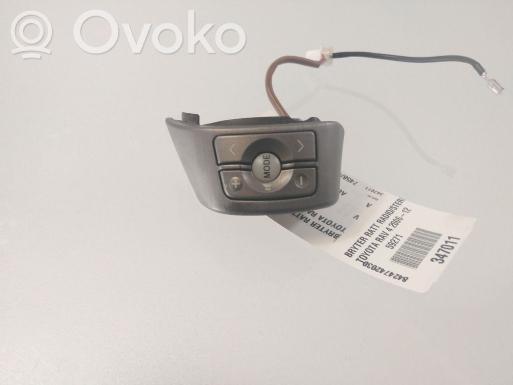 Toyota RAV 4 (XA30) Inne przełączniki i przyciski 
