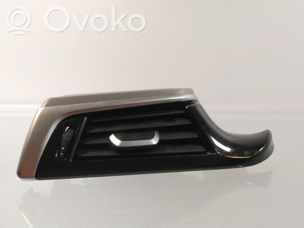 BMW 5 G30 G31 G38 Grille d'aération centrale