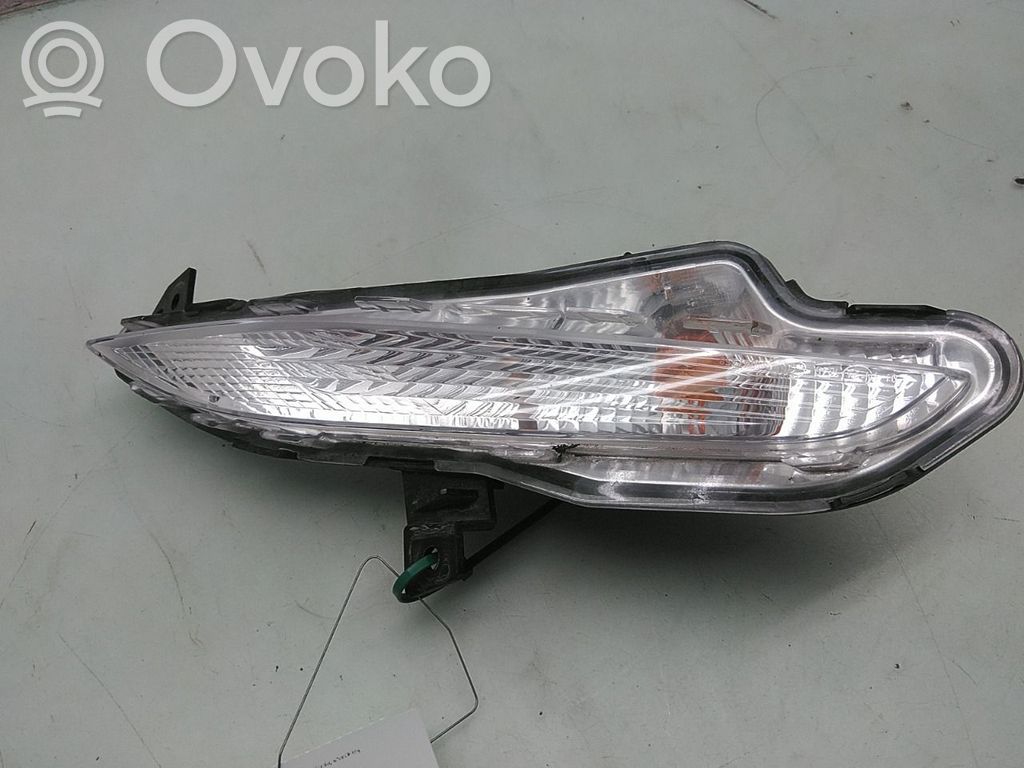 Peugeot 308 Semnalizator față 