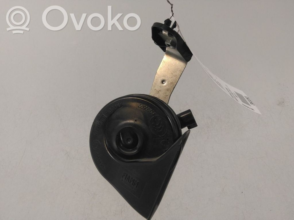 Volvo V60 Clacson 