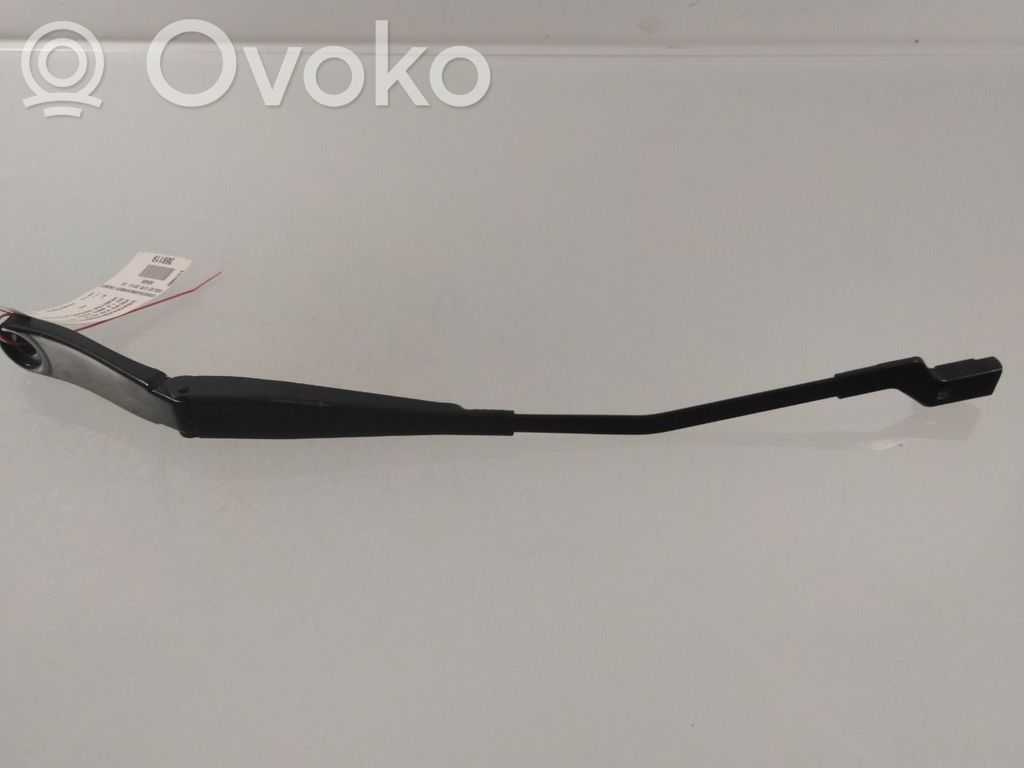 Volvo V70 Braccio della spazzola tergicristallo anteriore