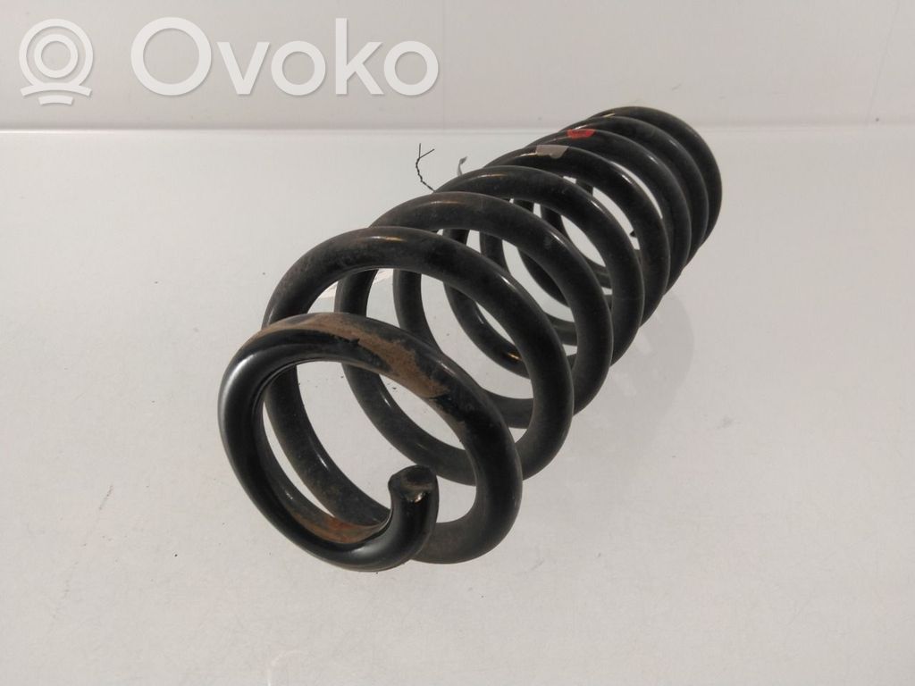 Toyota RAV 4 (XA50) Soporte de goma del muelle espiral trasero
