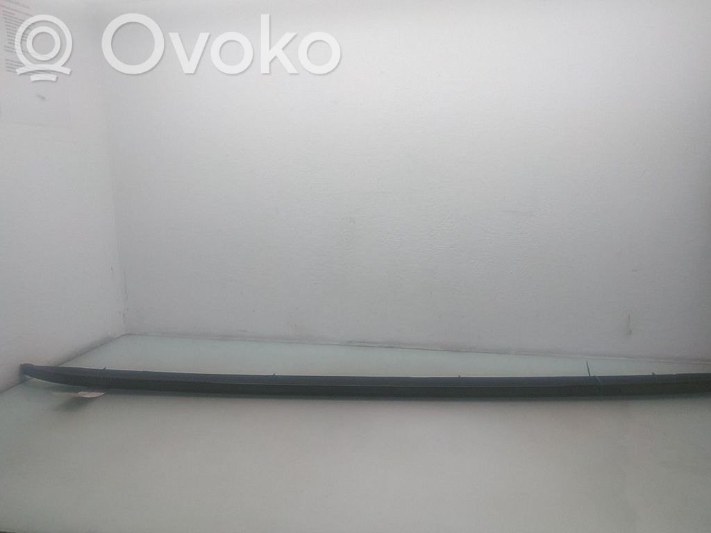 Volvo XC40 Șină bară capotă 