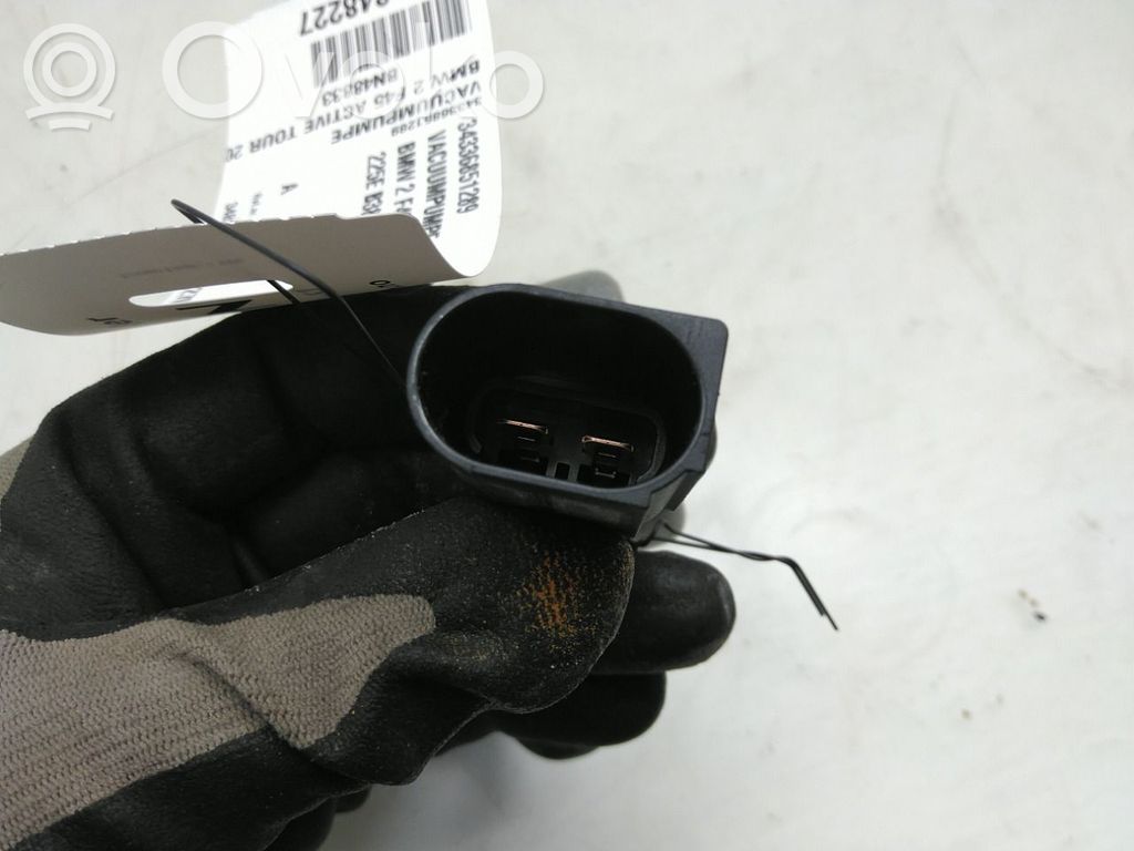 BMW 2 F22 F23 Alipainepumppu 