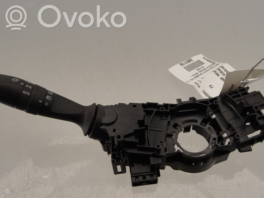 Toyota Hilux VIII Altri interruttori/pulsanti/cambi 