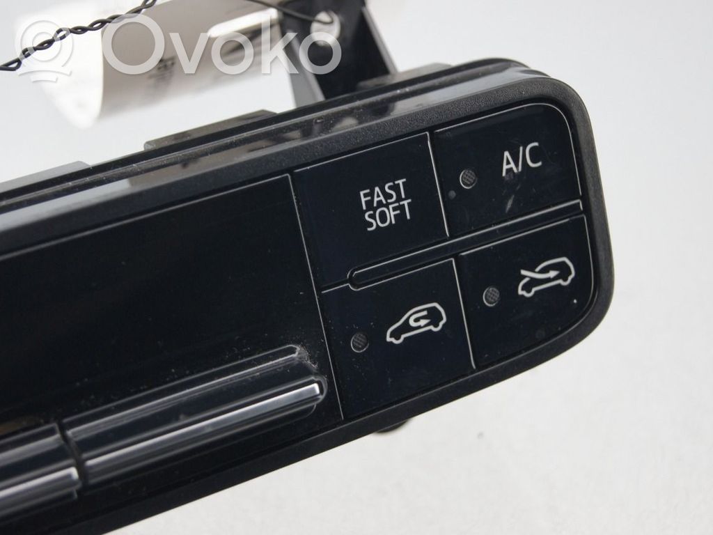 Toyota Auris E180 Console centrale, commande chauffage/clim 