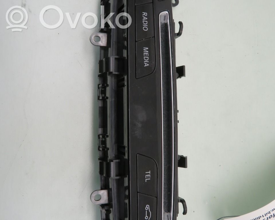 Mercedes-Benz C W205 Kit sistema audio 