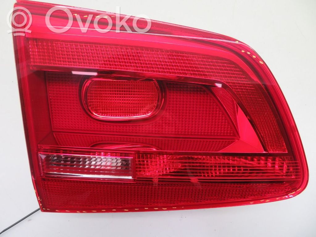 Volkswagen Touran II Lampă spate în caroserie 