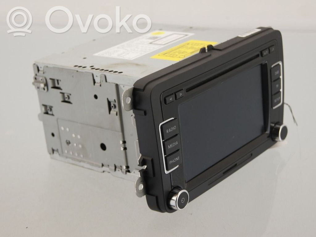 Volkswagen Golf VI Panel / Radioodtwarzacz CD/DVD/GPS 