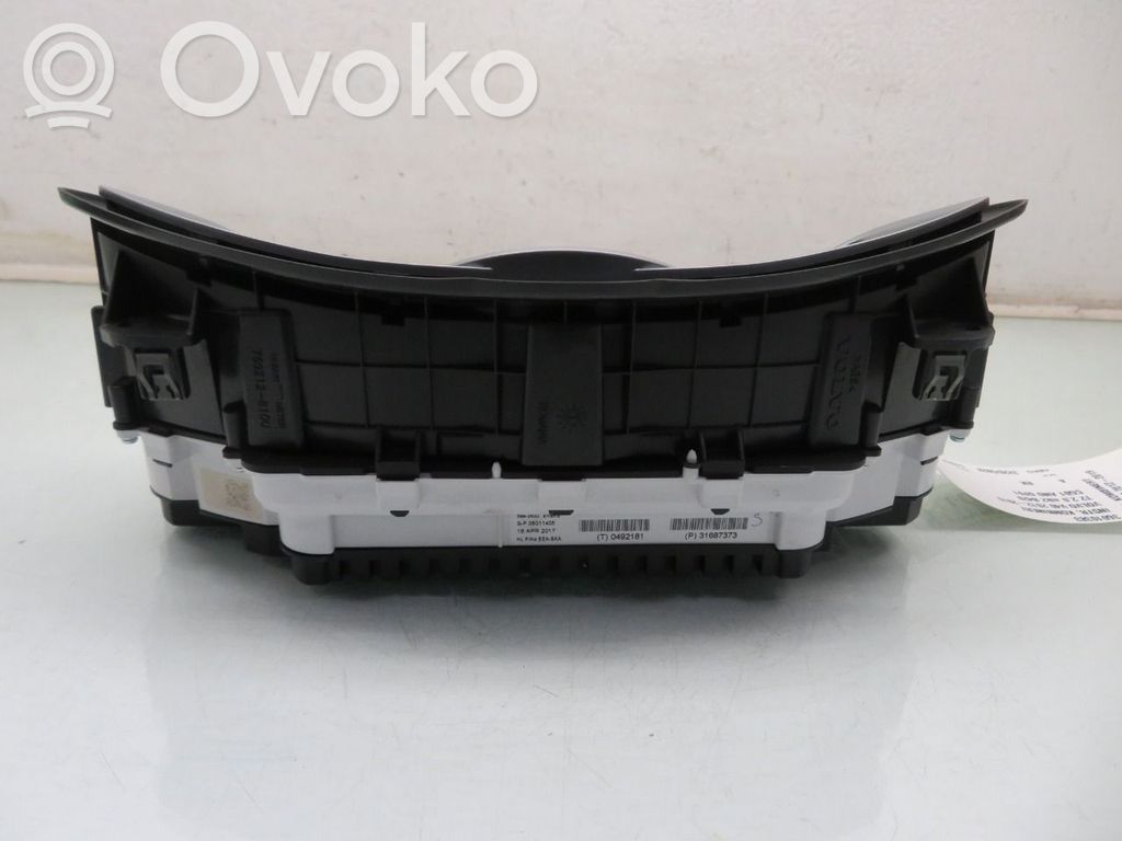 Volvo V40 Geschwindigkeitsmesser Cockpit