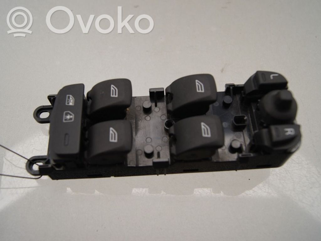 Volvo XC70 Comutator comandă geamuri electrice 