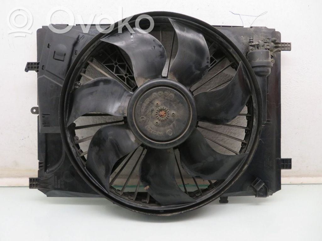Mercedes-Benz E W212 Suport ventilator radiator 