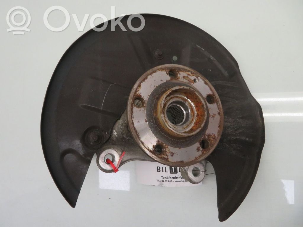 Volvo XC40 Achsschenkel vorne 