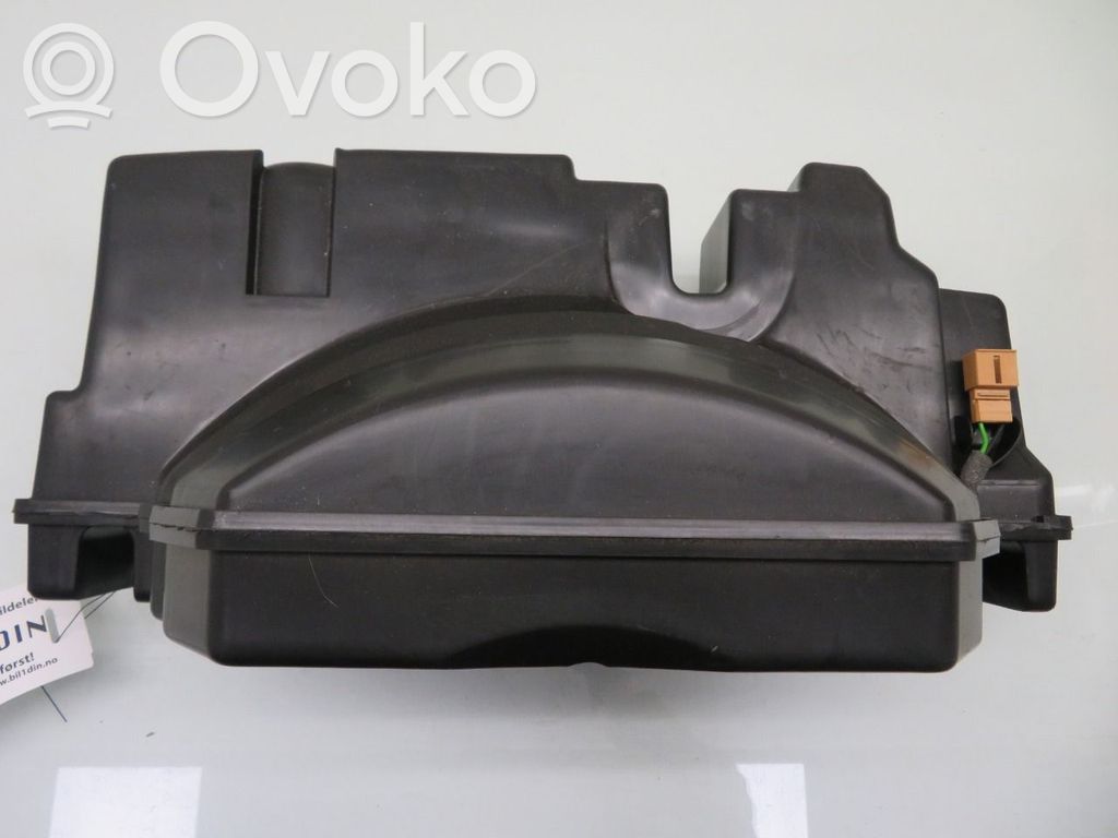 Audi A4 S4 B9 Etuoven kaiutin