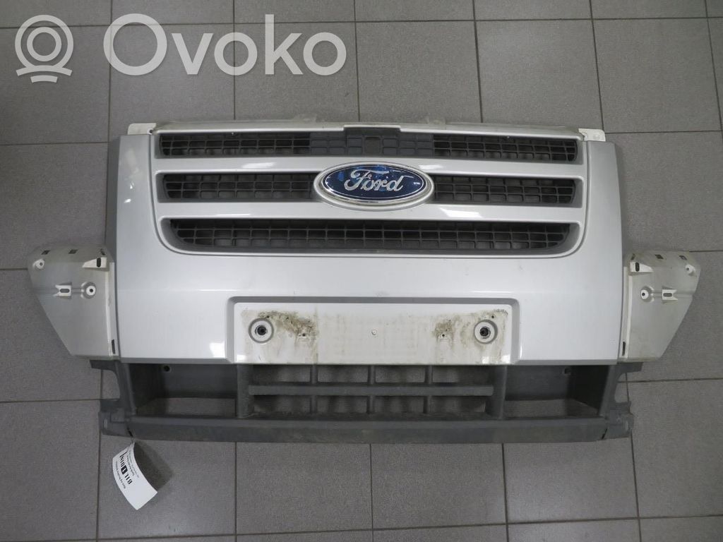 Ford Transit Zderzak przedni 
