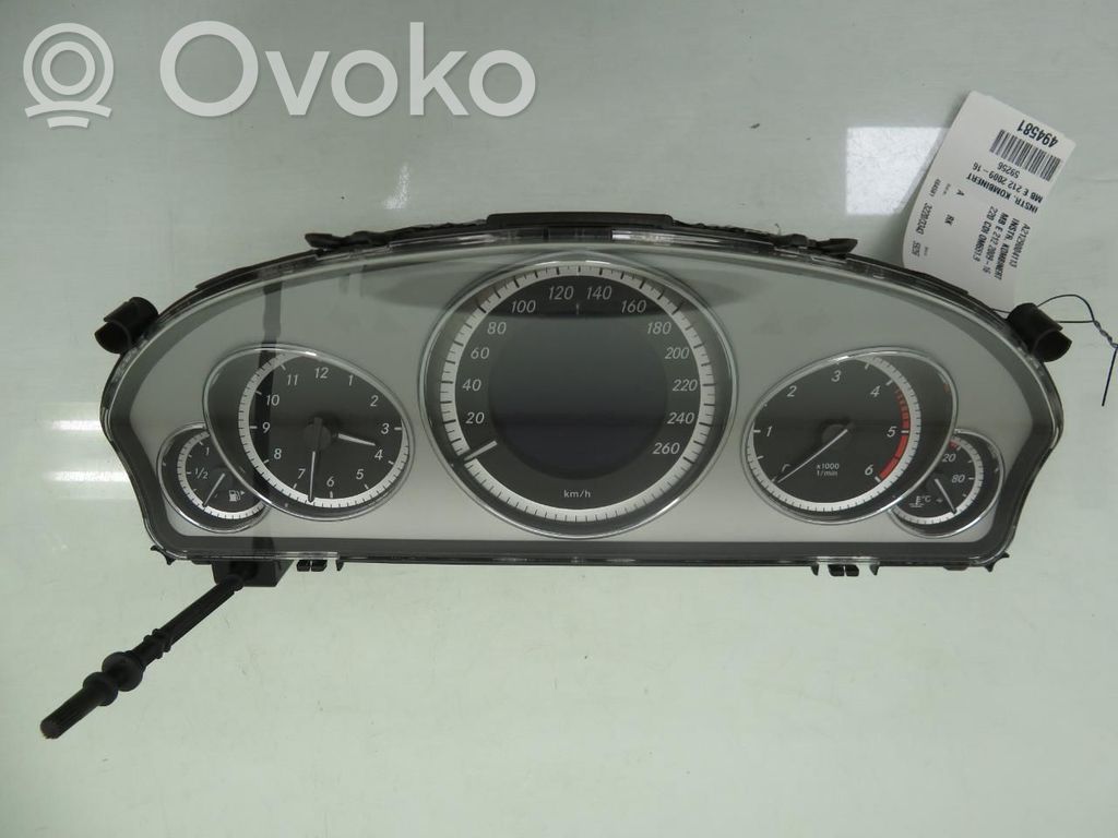 Mercedes-Benz E W212 Tachimetro (quadro strumenti)