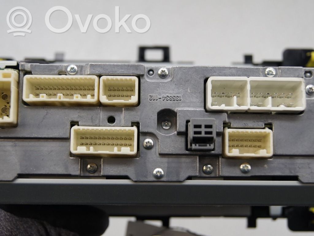 Toyota Yaris Panel / Radioodtwarzacz CD/DVD/GPS 