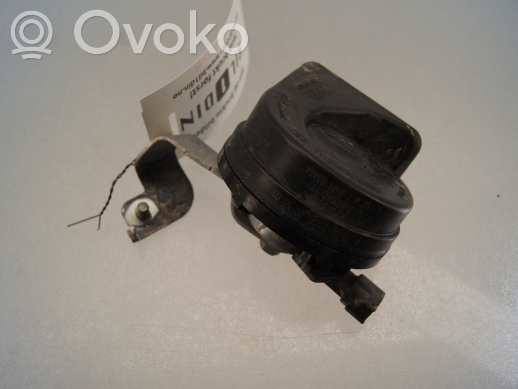 Volvo V60 Clacson