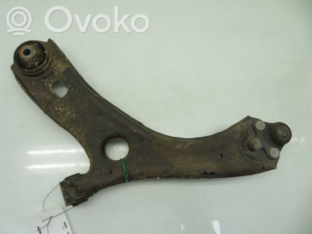 XPeng G3 Querlenker vorne 