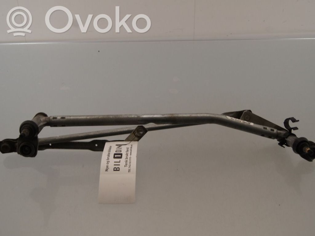 Volkswagen PASSAT CC Etupyyhkimen vivusto 