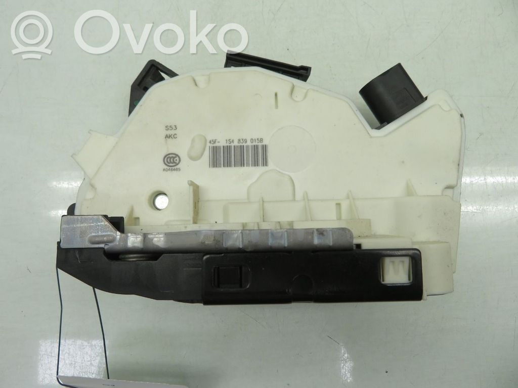 Skoda Fabia Mk3 (NJ) Serratura portiera posteriore 