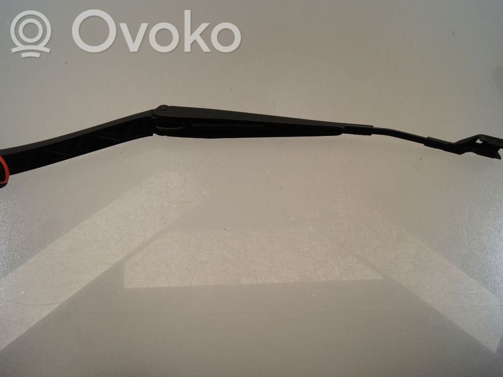 Brazo del limpiaparabrisas delantero   7520200DB10002,7520200DB10002