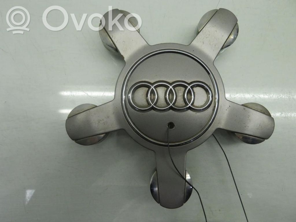 Audi A4 S4 B8 8K Borchia ruota originale 