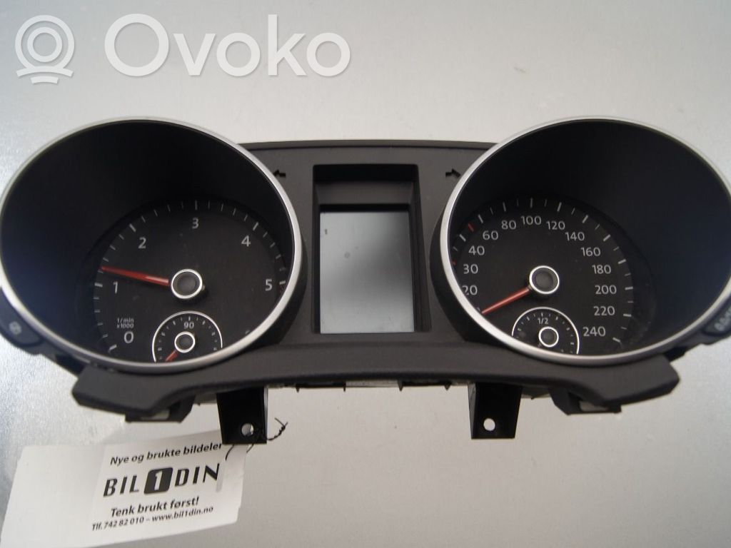 Volkswagen Golf VI Tachimetro (quadro strumenti) 