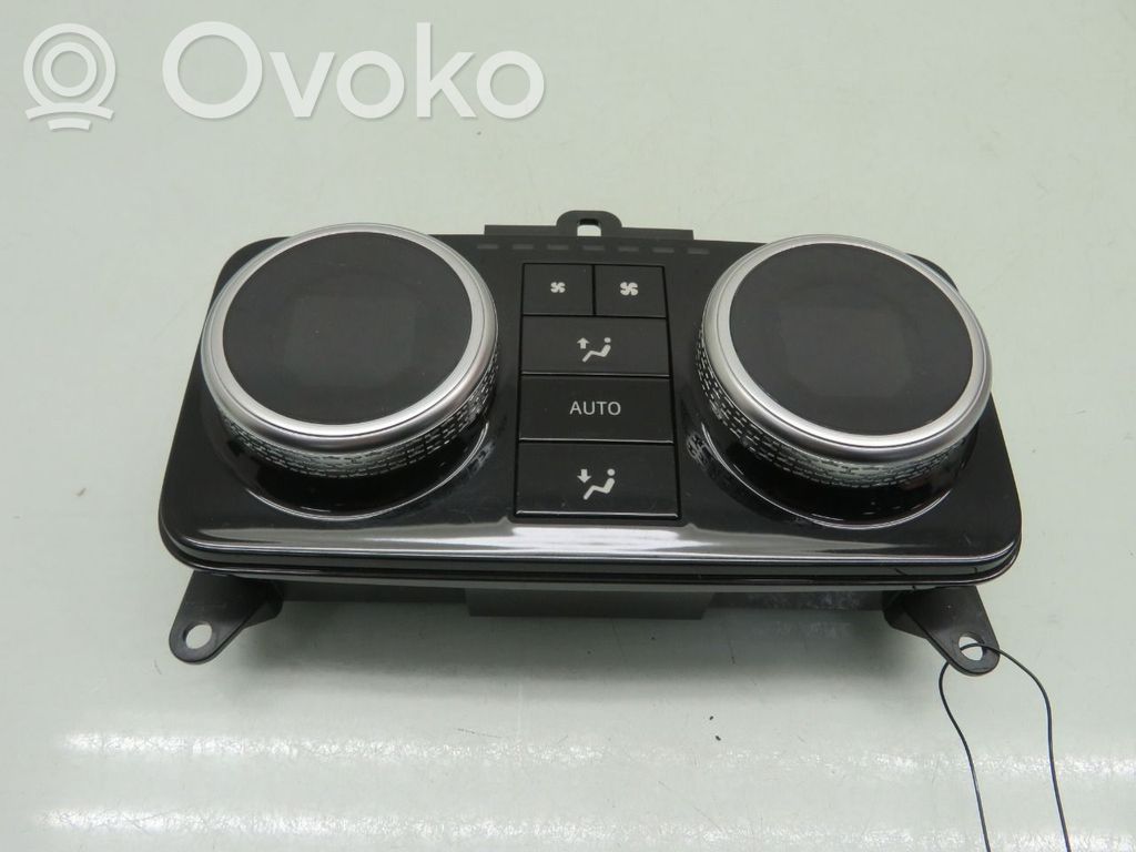Console centrale, commande chauffage/clim   J9D318D687AE,J9D318D687AE