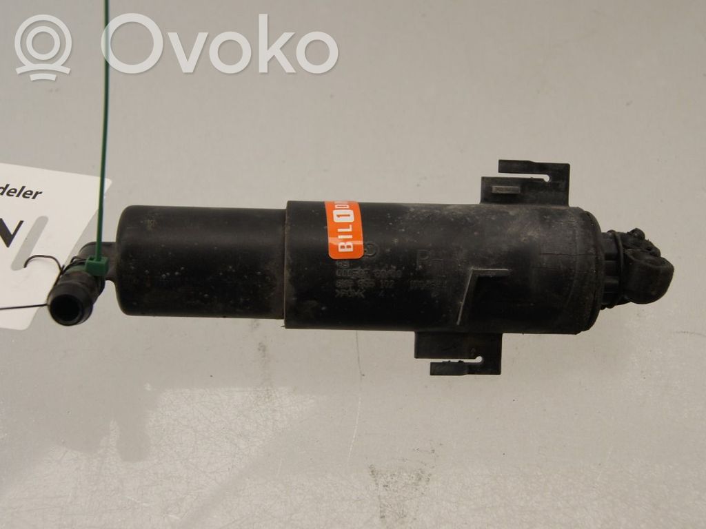 Audi A4 S4 B8 8K Ugello a spruzzo lavavetri per faro 