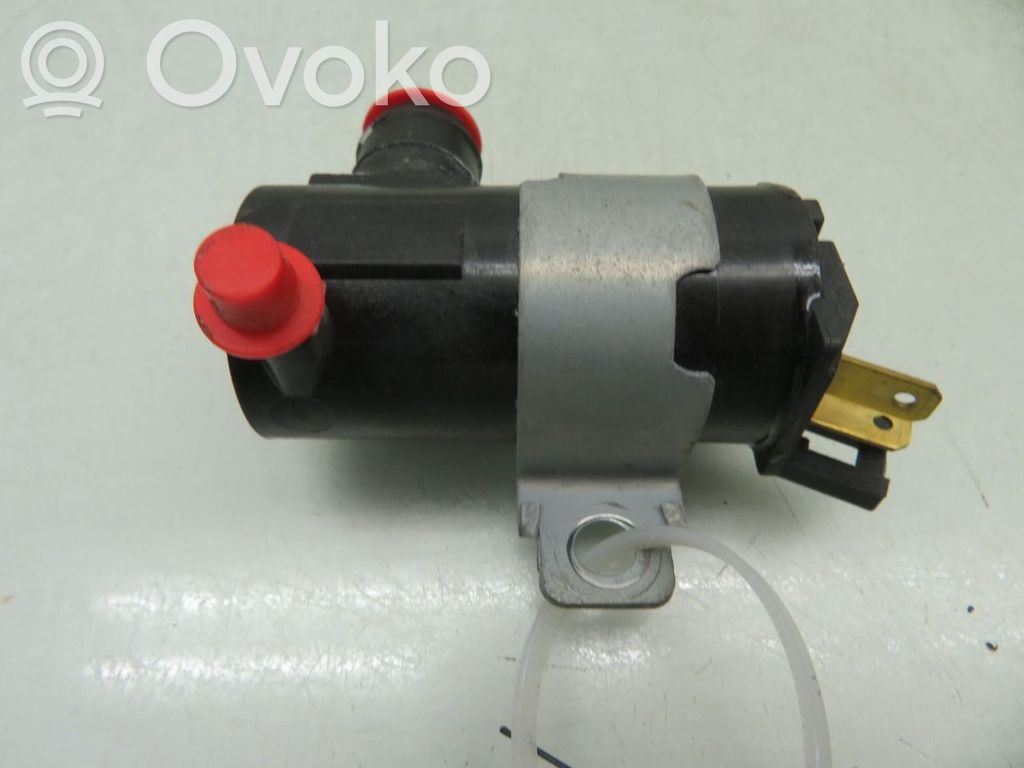 Mitsubishi Pajero Pompe de lave-glace de pare-brise