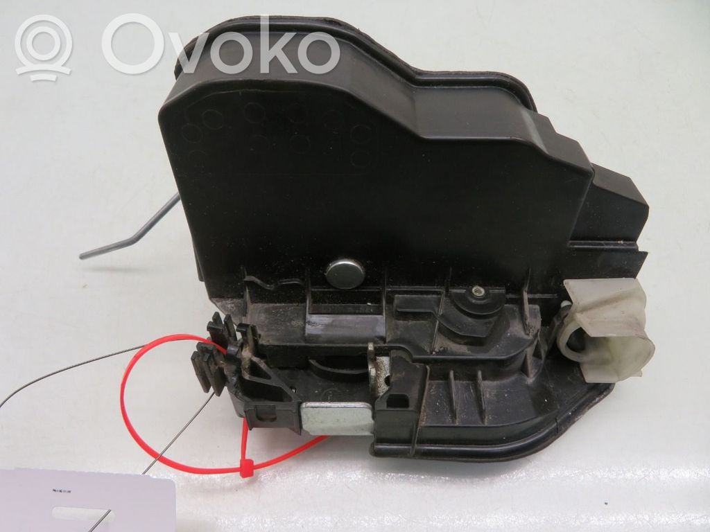 BMW 3 F30 F35 F31 Zamek drzwi przednich 