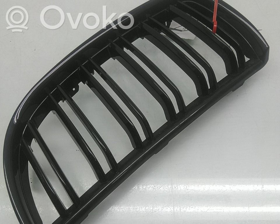 BMW 3 E90 E91 Boczna kratka nawiewu deski rozdzielczej 