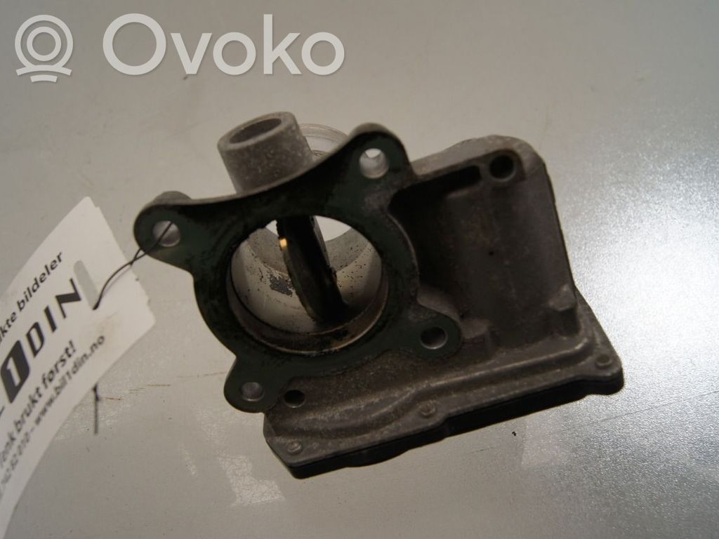 Toyota Yaris Valvola corpo farfallato 