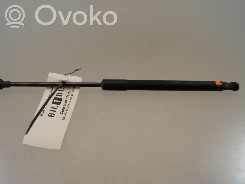 Toyota Yaris Amortizor hayon