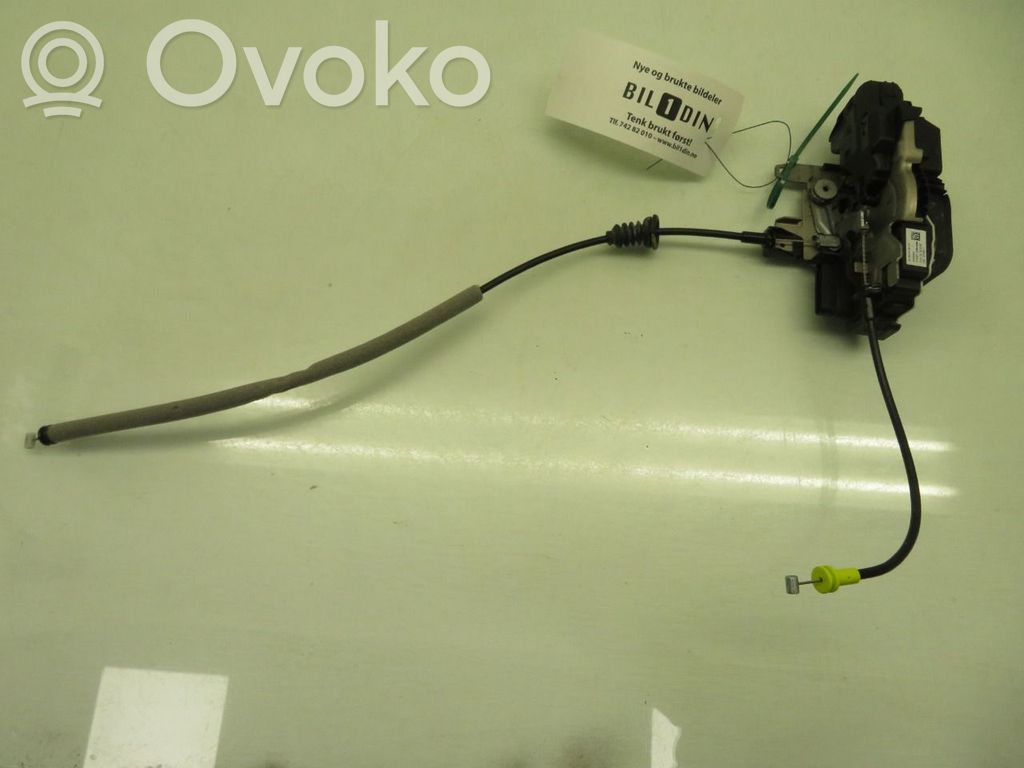 Volvo XC40 Etuoven lukko 