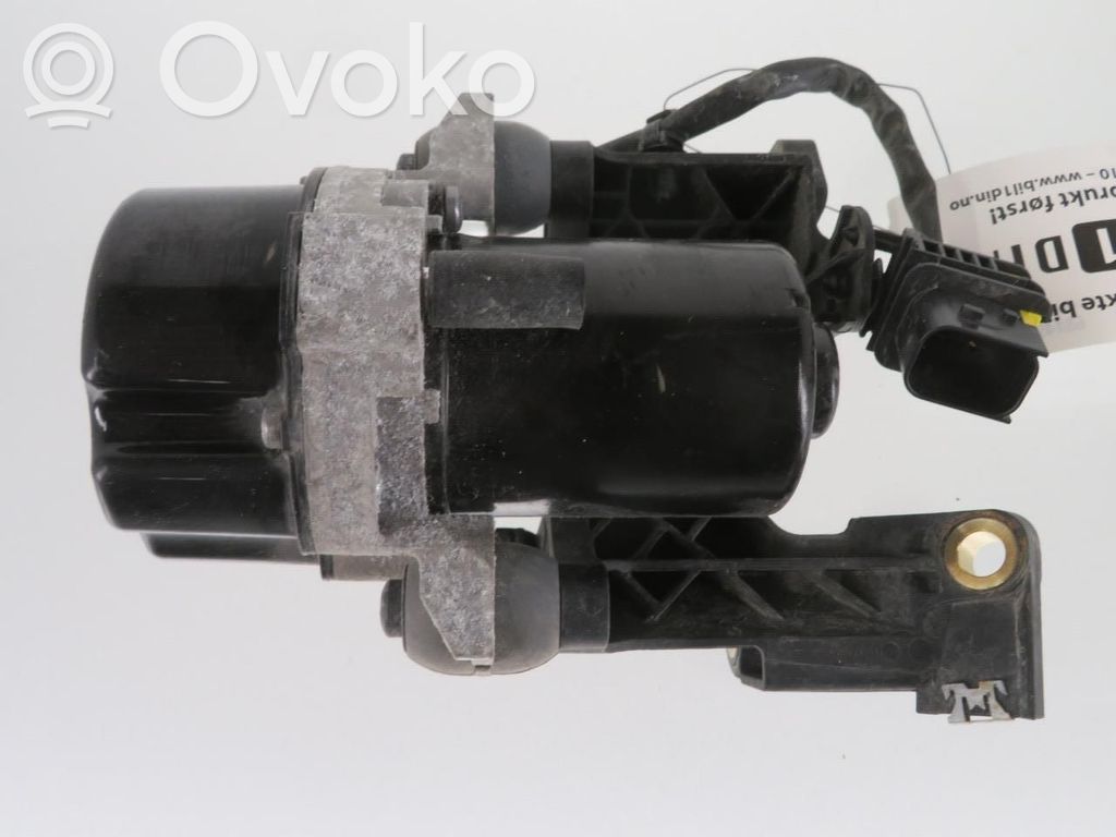 Mercedes-Benz EQA Pompă vacuum 