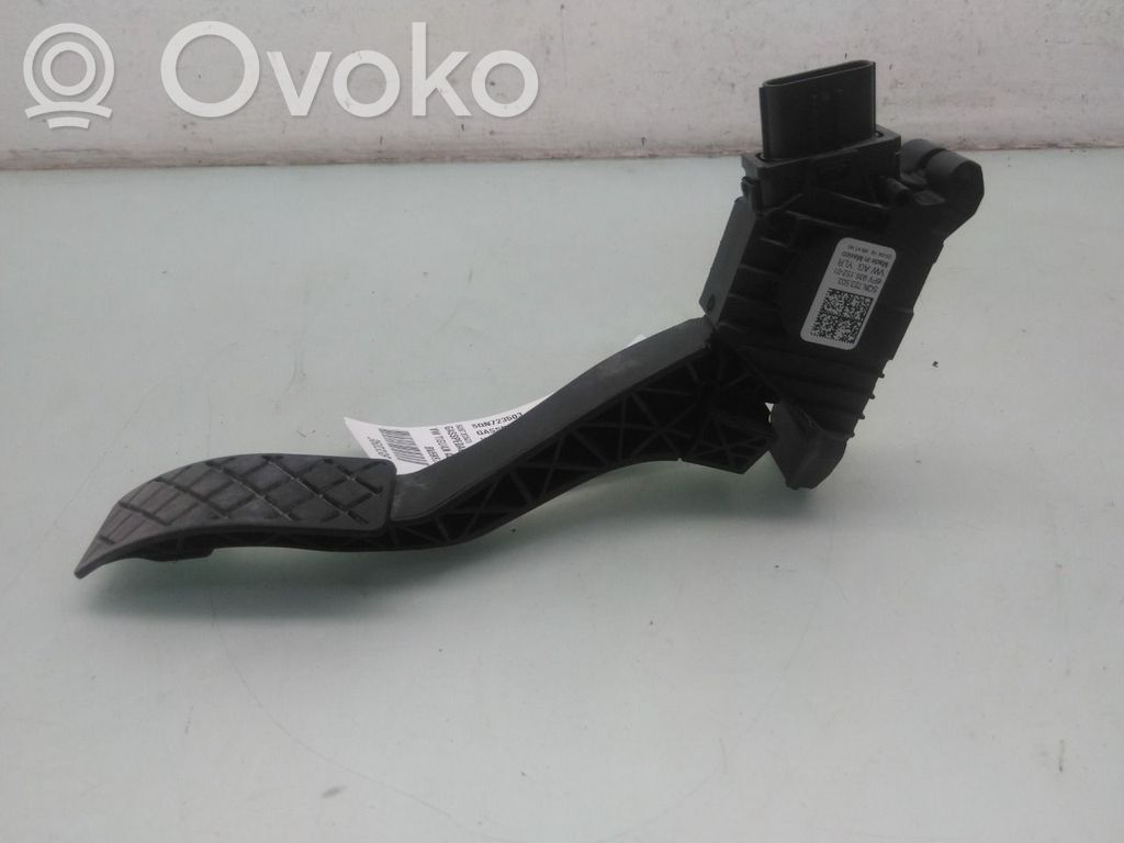 Volkswagen Tiguan Pedał gazu / przyspieszenia