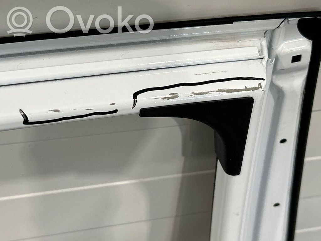 Ford Fiesta Aizmugurējās durvis 