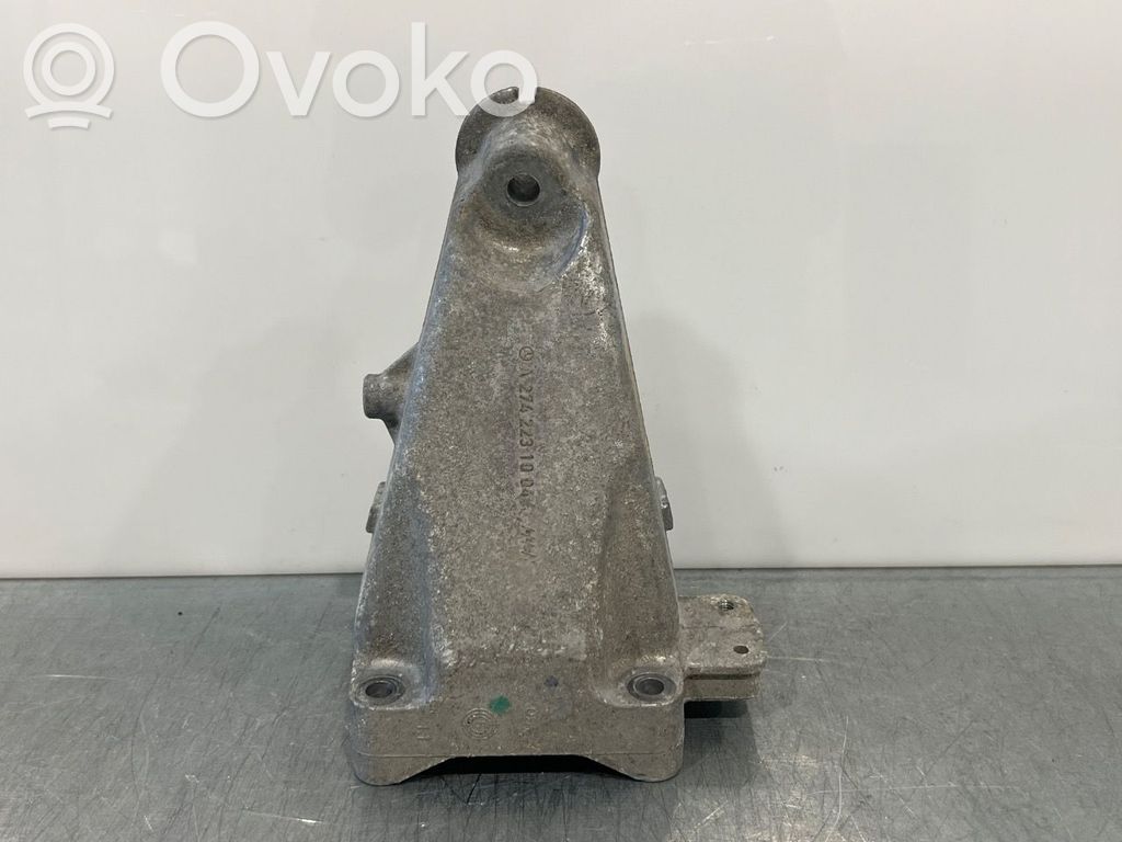Mercedes-Benz C W205 Supporto di montaggio del motore