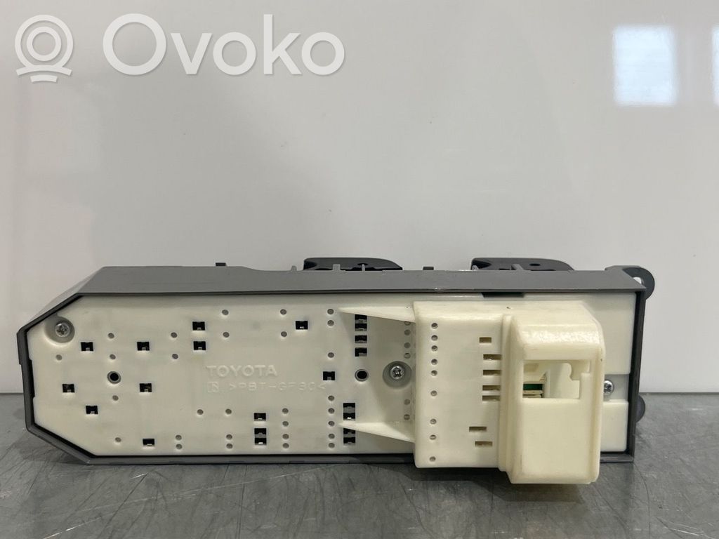 Toyota Yaris Sähkötoimisen ikkunan ohjauskytkin