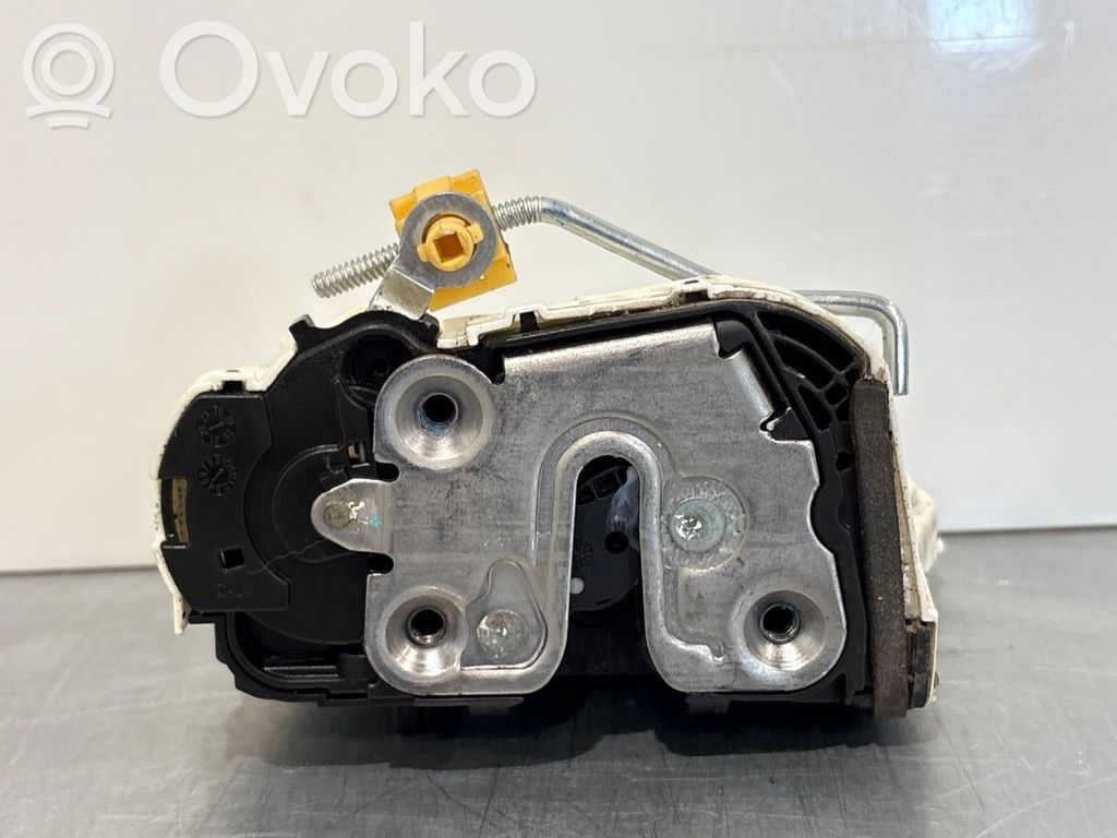 MG ZS Cerradura de puerta trasera