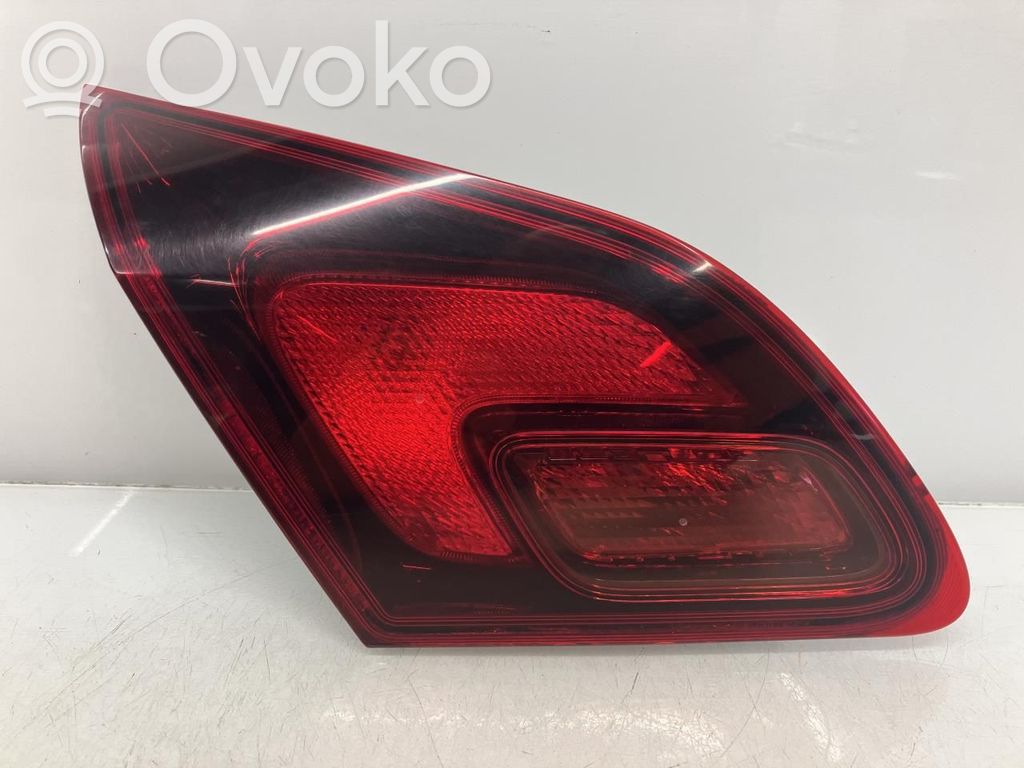 Opel Astra J Lampă spate în caroserie 