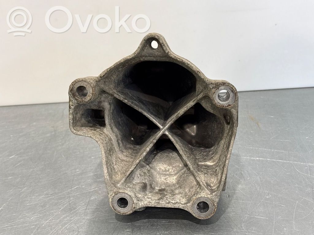 Mercedes-Benz C W204 Suport tampon motor 