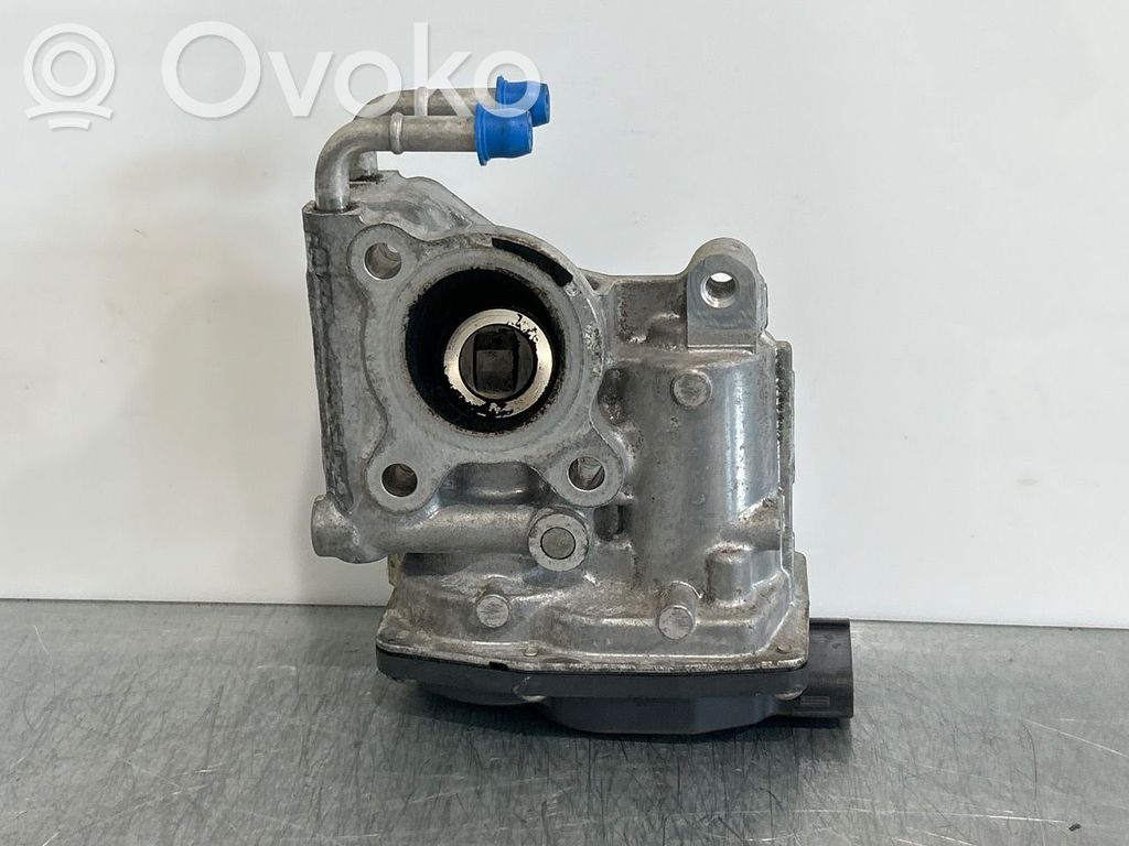 Toyota RAV 4 (XA40) Valvola EGR 
