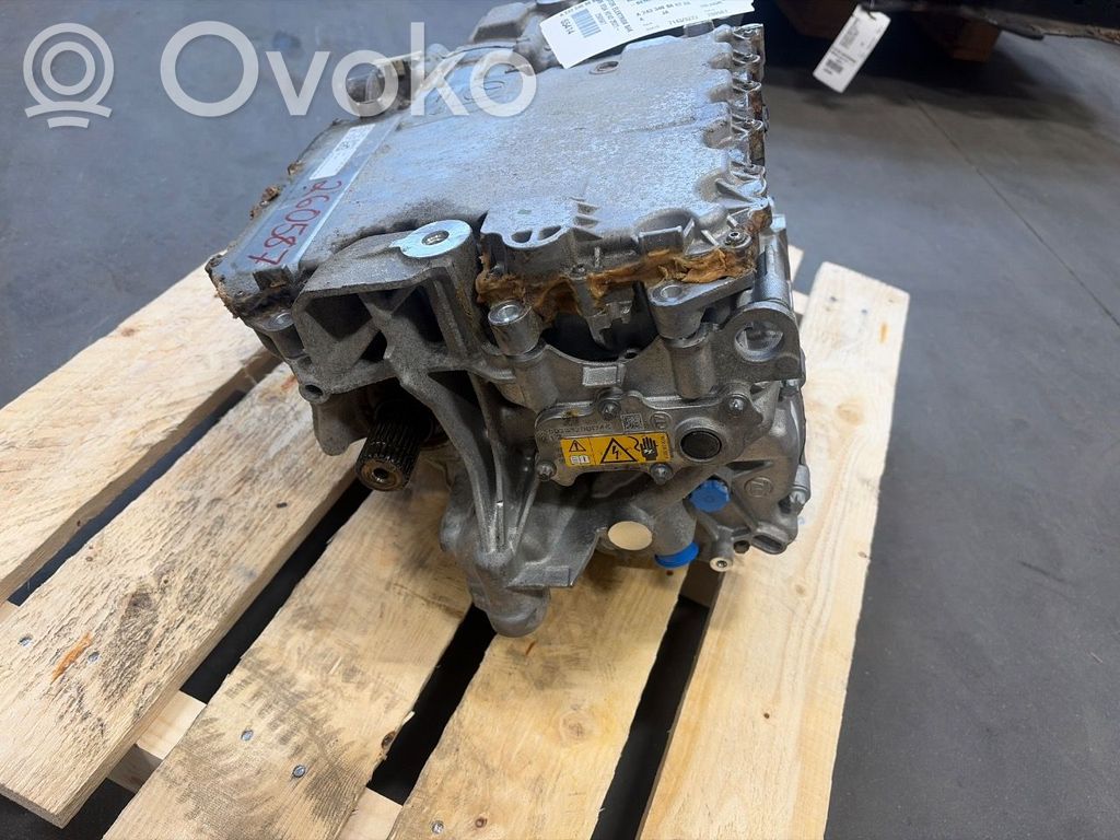 Mercedes-Benz EQA Silnik elektryczny samochodu 